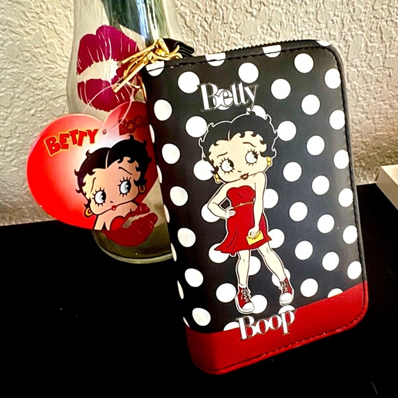 “Betty Boop “ NEW: Large Wallet - Picture 2 of 13